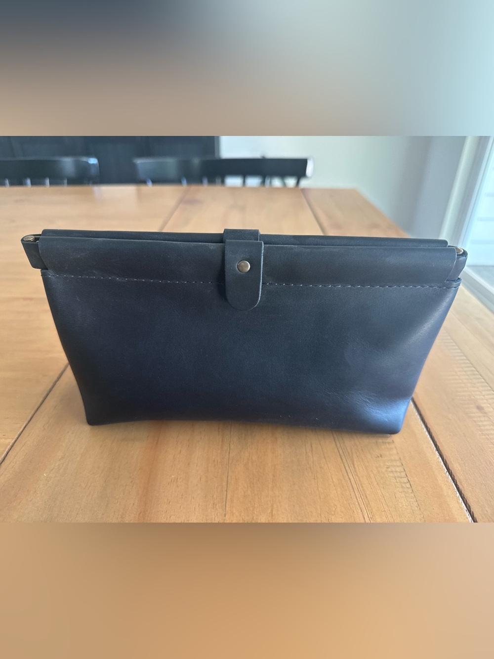Portland Leather Famed Framed Pouch - Picture 2 of 7